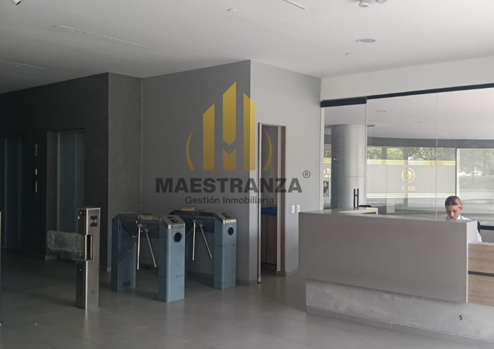 Oficina en arriendo en Santa Fe, Medellín, 783 m² · foto 5 de 5
