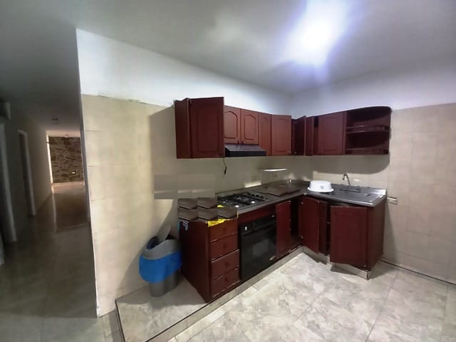 Casa de 7 alcobas en venta en Colseguros Andes, Cali, 457 m² · foto 8 de 24