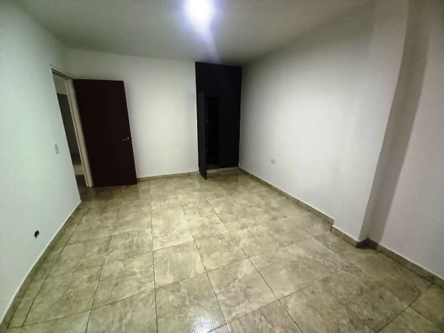 Casa de 7 alcobas en venta en Colseguros Andes, Cali, 457 m² · foto 9 de 24