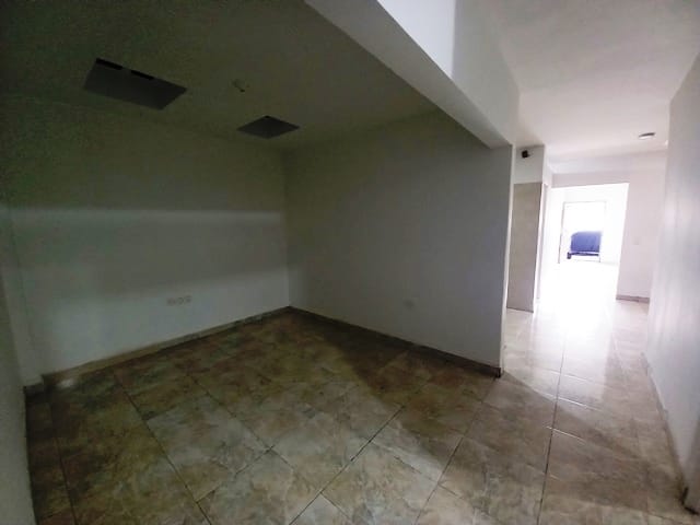 Casa de 7 alcobas en venta en Colseguros Andes, Cali, 457 m² · foto 12 de 24