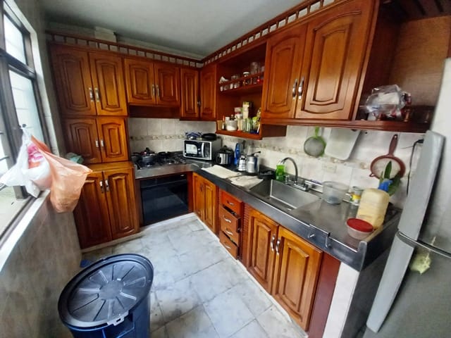 Casa de 7 alcobas en venta en Colseguros Andes, Cali, 457 m² · foto 19 de 24
