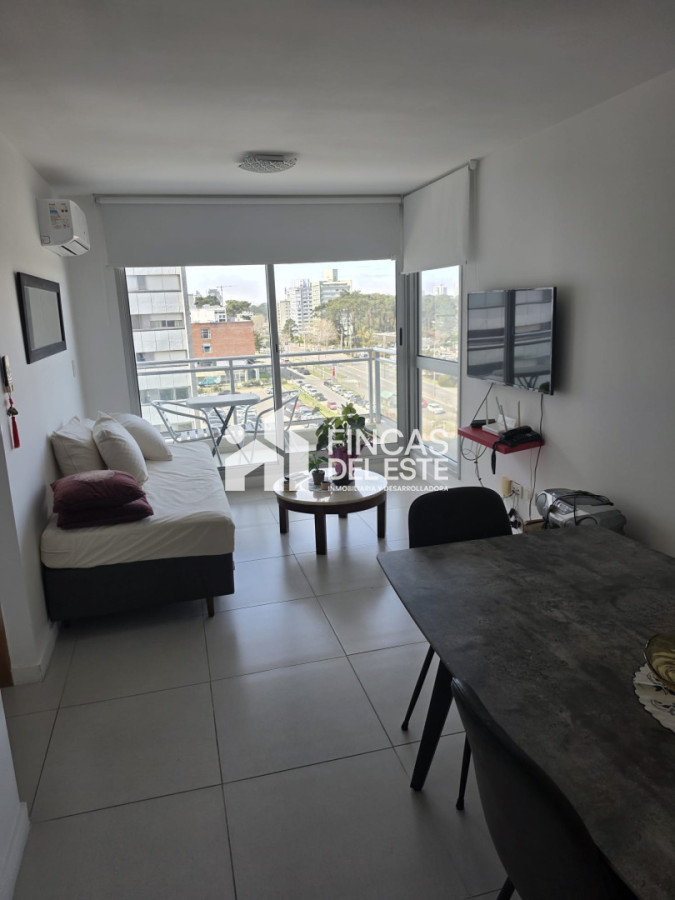 Apartamento en alquiler con muy buenos servicios