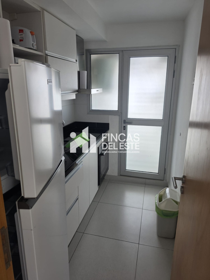 Apartamento en alquiler con muy buenos servicios · Foto 4