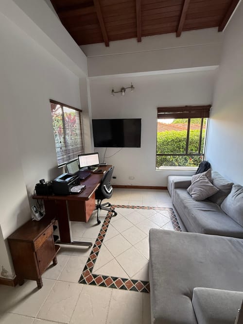 Casa de 5 alcobas en venta en Rincon Del Vergel, Ibagué, 330 m² · foto 4 de 24