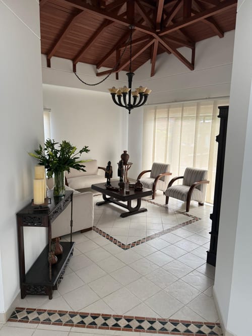 Casa de 5 alcobas en venta en Rincon Del Vergel, Ibagué, 330 m² · foto 5 de 24