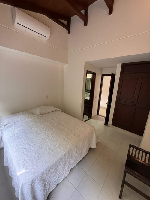 Casa de 5 alcobas en venta en Rincon Del Vergel, Ibagué, 330 m² · foto 17 de 24