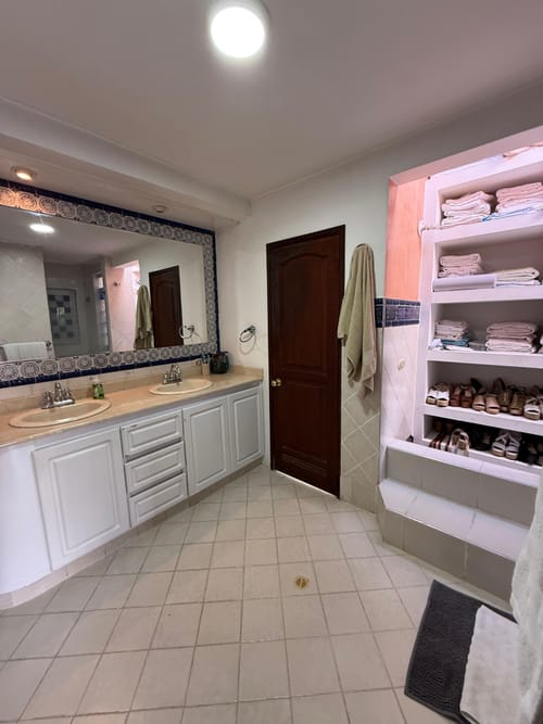 Casa de 5 alcobas en venta en Rincon Del Vergel, Ibagué, 330 m² · foto 22 de 24
