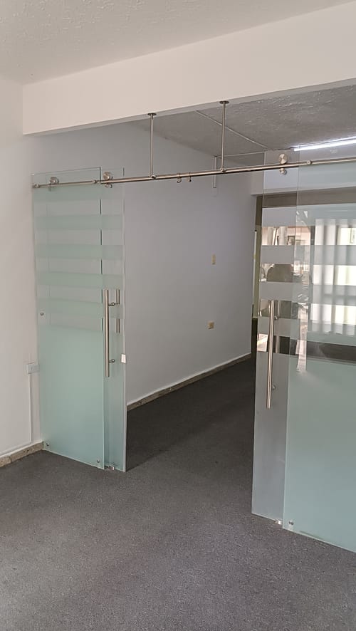 Oficina en arriendo en San Vicente, Cali, 62 m² · foto 2 de 8