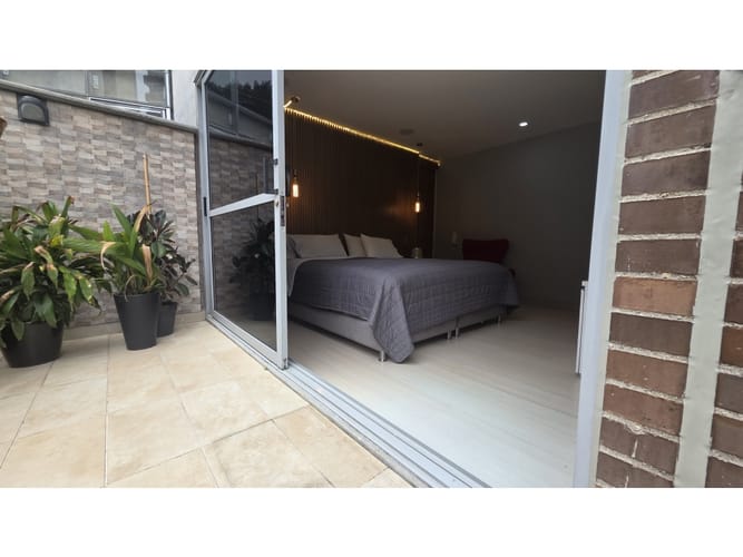 Apartamento de 4 alcobas en venta en El Poblado, Medellín, 144 m² · foto 2 de 24