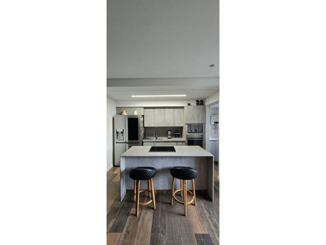 Apartamento de 3 alcobas en venta en Zona Industrial 1, Bello, 87 m² · foto 2 de 19
