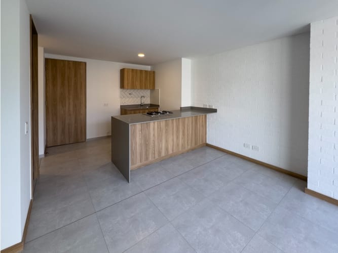 Apartamento de 1 alcoba en venta en Prados De Sabaneta, Sabaneta, 52 m² · foto 3 de 24