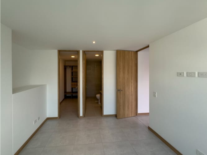 Apartamento de 1 alcoba en venta en Prados De Sabaneta, Sabaneta, 52 m² · foto 17 de 24
