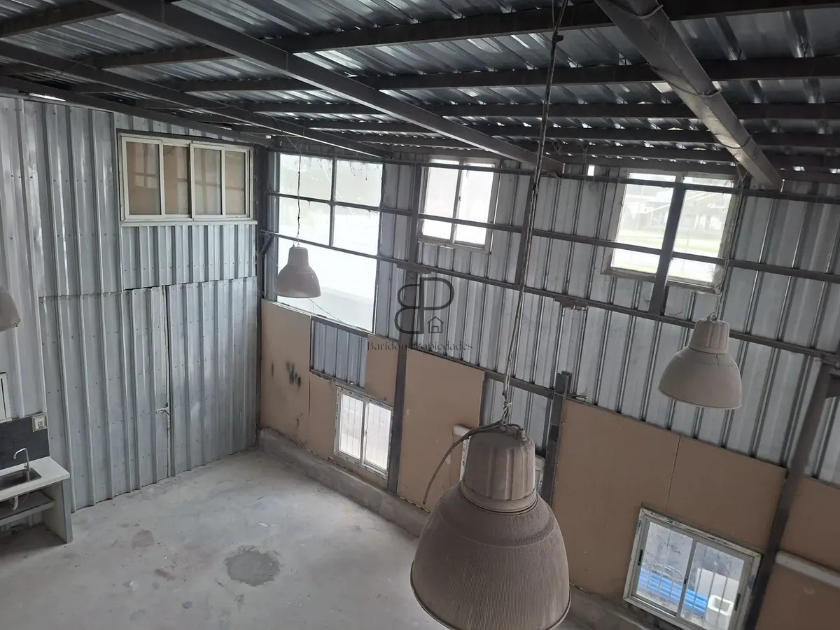 Alquiler Local Comercial tipo Galpones Paso Carrasco 185m2 · Foto 9