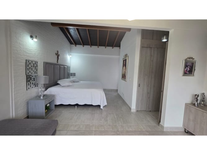 Apartamento de 4 alcobas en venta en Camino Verde, Envigado, 150 m² · foto 10 de 11