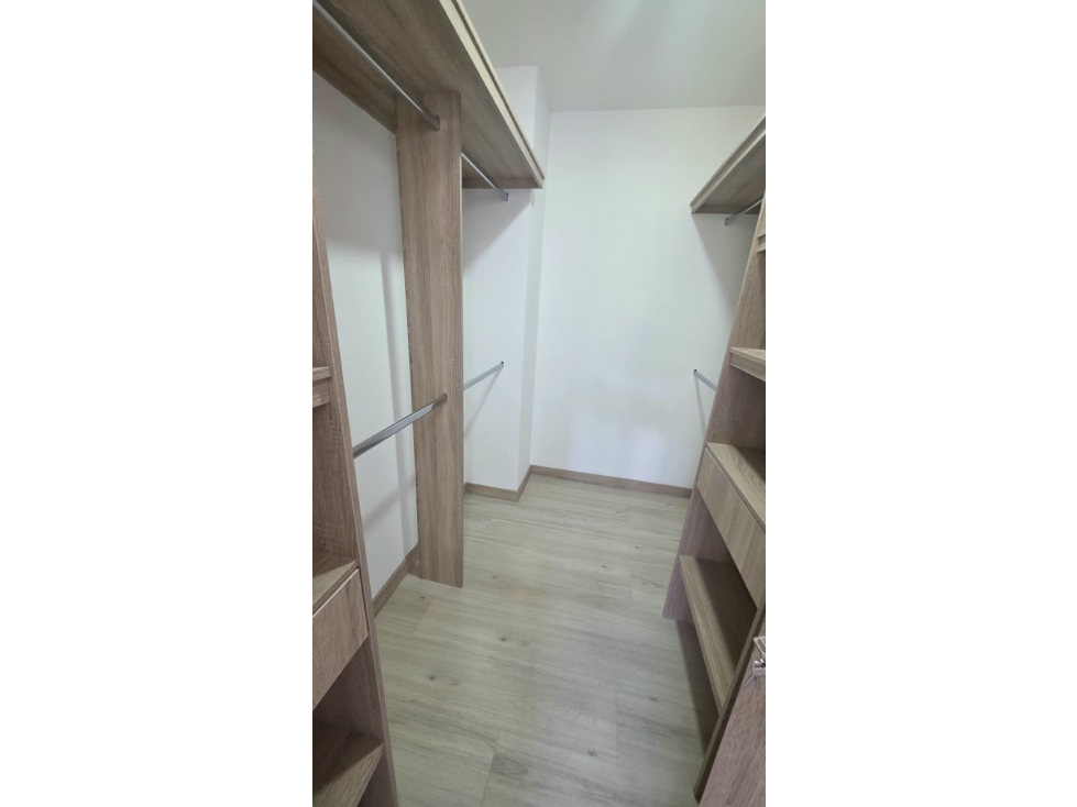 Apartamento en venta en La América, Medellín · foto 17 de 24