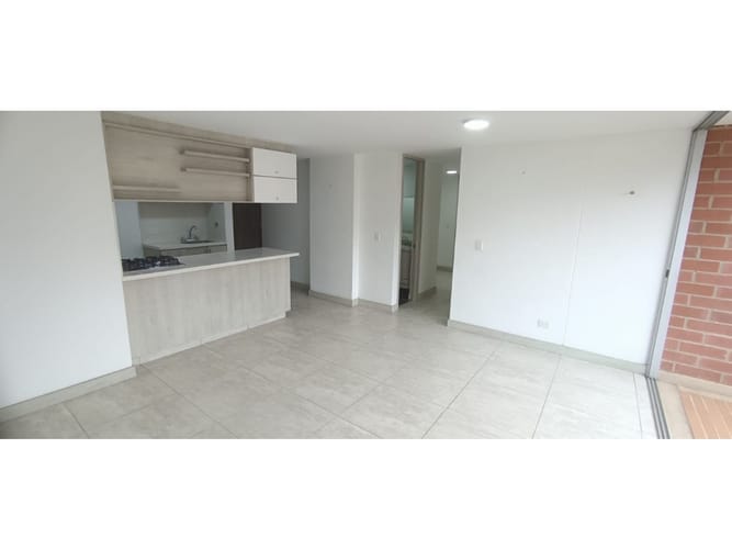 Apartamento en venta en Camino Verde, Medellín · foto 2 de 24