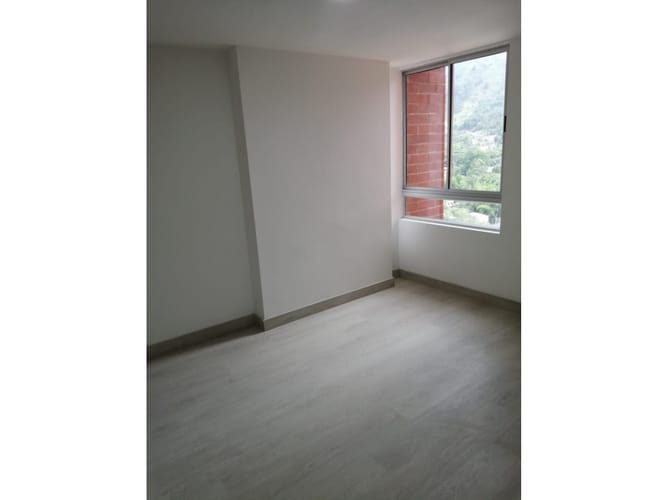 Apartamento en venta en Camino Verde, Medellín · foto 11 de 24