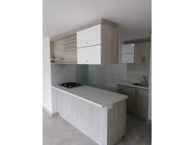Apartamento en venta en Camino Verde, Medellín · foto 12 de 24