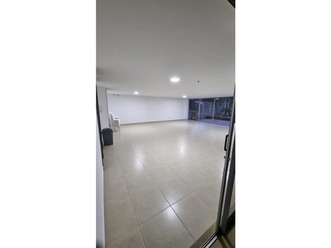 Apartamento en venta en Camino Verde, Medellín · foto 15 de 24