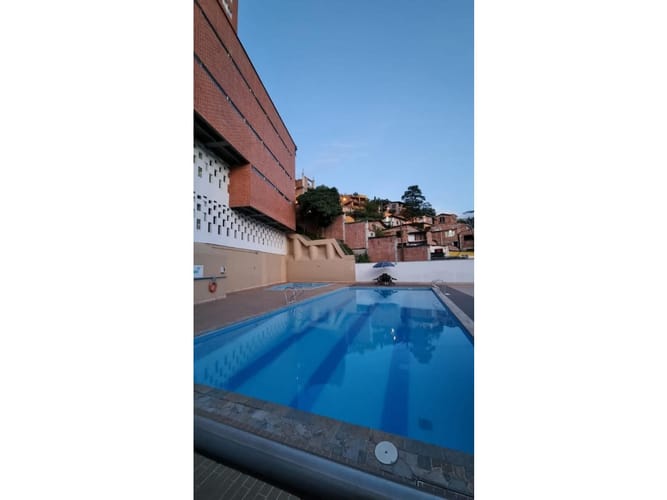 Apartamento en venta en Camino Verde, Medellín · foto 18 de 24