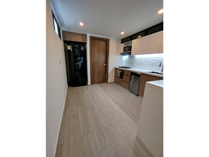 Apartamento de 2 alcobas en venta en Laureles, Medellín, 114 m² · foto 1 de 23