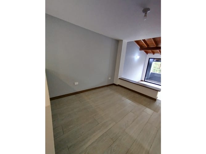 Apartamento de 2 alcobas en venta en Laureles, Medellín, 114 m² · foto 8 de 23