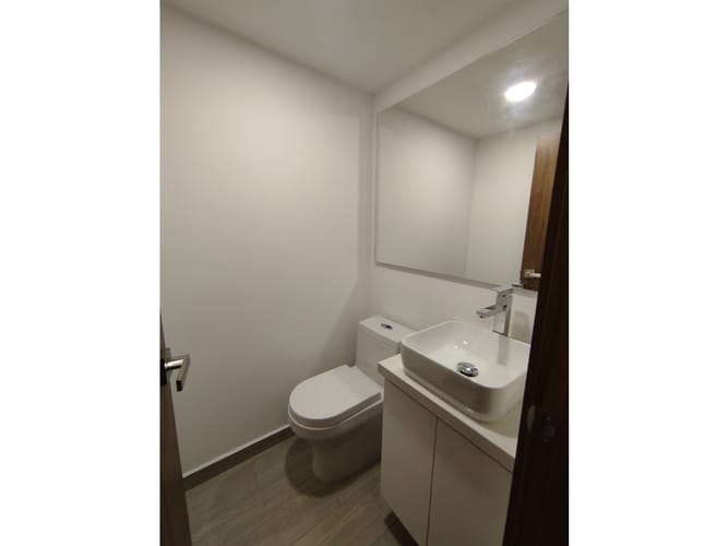 Apartamento de 2 alcobas en venta en Laureles, Medellín, 114 m² · foto 13 de 23