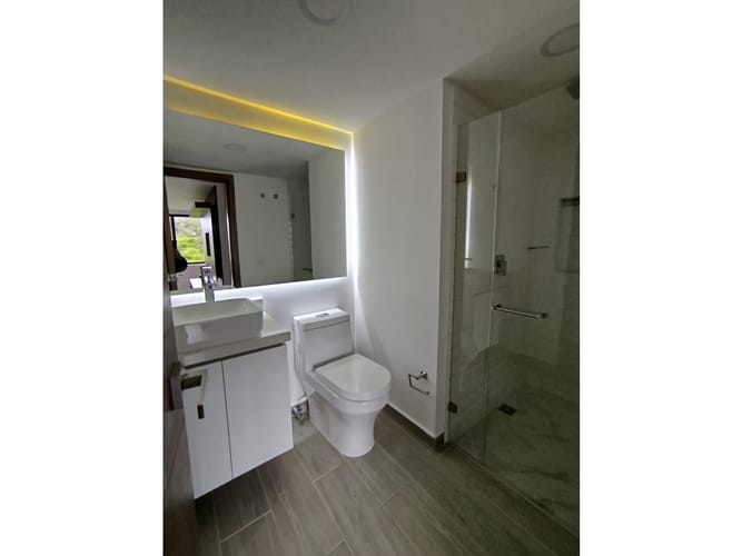 Apartamento de 2 alcobas en venta en Laureles, Medellín, 114 m² · foto 17 de 23