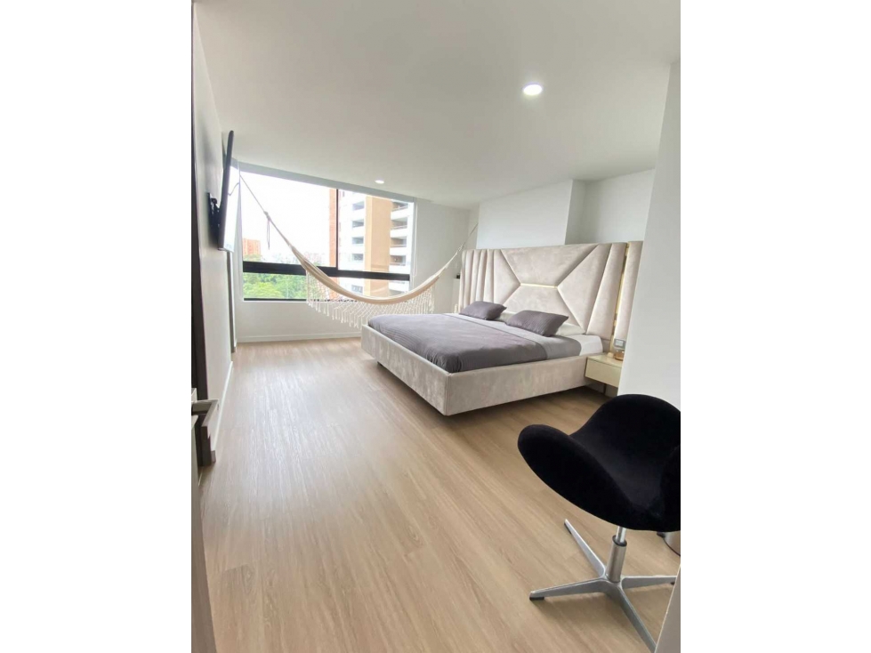 Apartamento en venta en Loma De Las Brujas, Envigado · foto 10 de 24