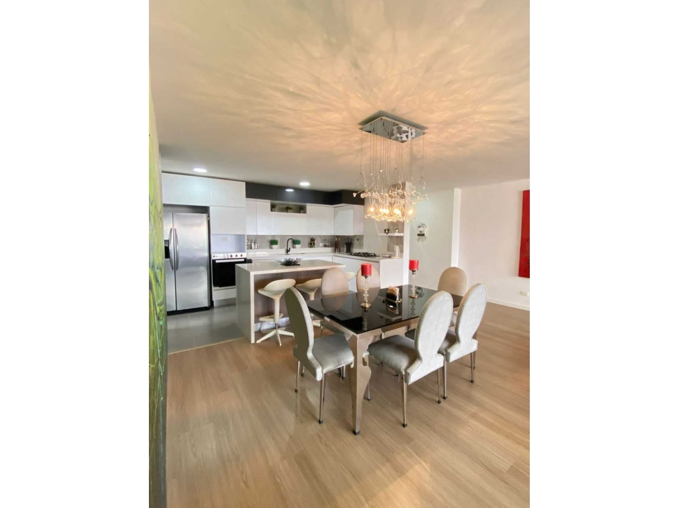 Apartamento en venta en Loma De Las Brujas, Envigado · foto 23 de 24