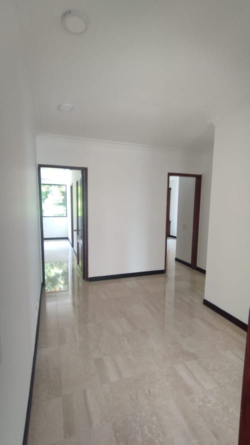 Apartamento de 3 alcobas en venta en Santa Teresita, Cali, 186 m² · foto 14 de 24