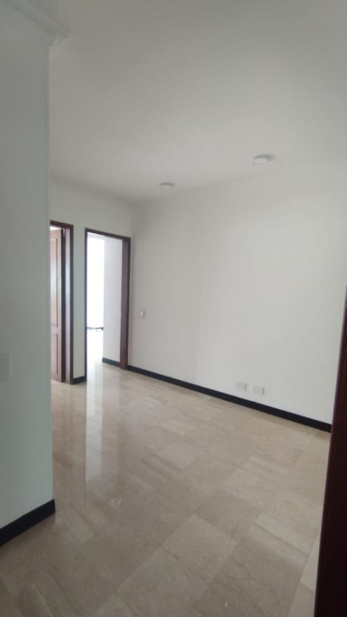 Apartamento de 3 alcobas en venta en Santa Teresita, Cali, 186 m² · foto 15 de 24