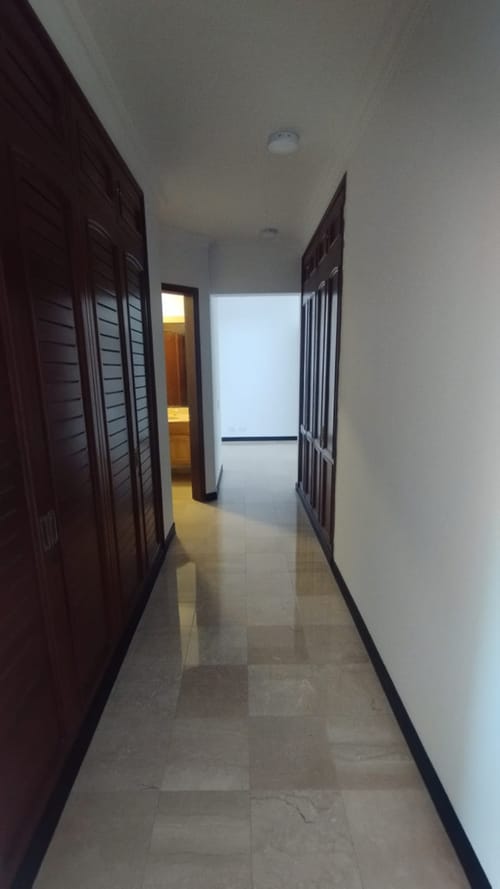 Apartamento de 3 alcobas en venta en Santa Teresita, Cali, 186 m² · foto 21 de 24