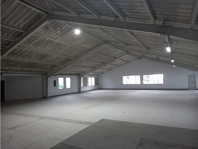 Bodega en arriendo en Salomia, Cali, 792 m² · foto 8 de 13