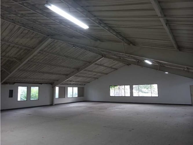Bodega en arriendo en Salomia, Cali, 792 m² · foto 9 de 13