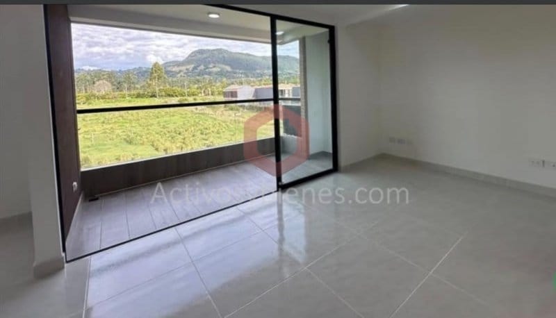 Apartamento de 2 alcobas en venta en La Ceja, 61 m² · foto 2 de 13