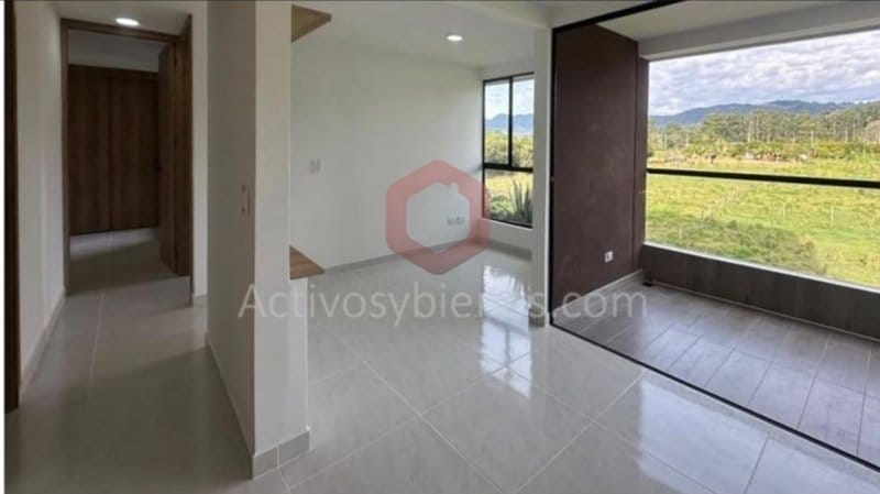 Apartamento de 2 alcobas en venta en La Ceja, 61 m² · foto 4 de 13
