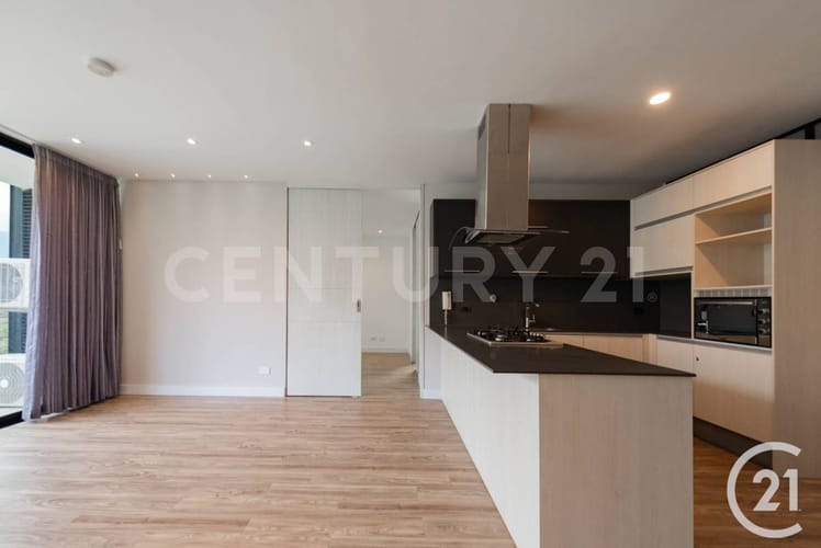 Apartamento de 2 alcobas en venta en El Castillo, Medellín, 85 m² · foto 10 de 17