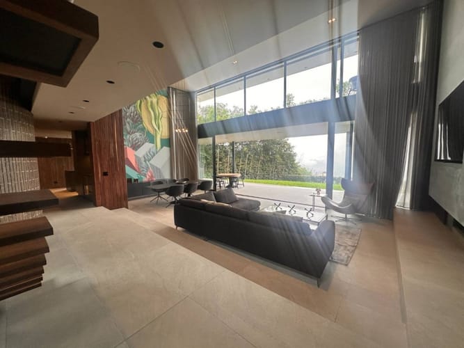 Casa de 4 alcobas en venta en Las Palmas, Medellín, 425 m² · foto 3 de 24