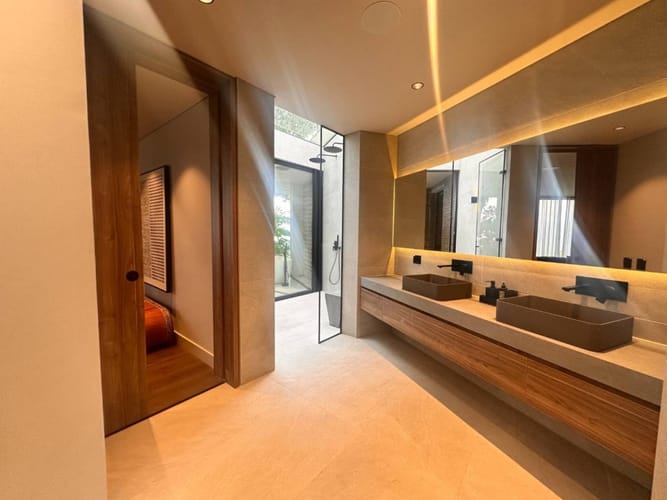 Casa de 4 alcobas en venta en Las Palmas, Medellín, 425 m² · foto 9 de 24
