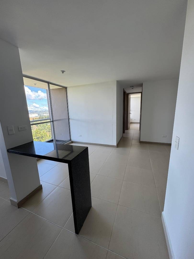 Apartamento en arriendo en Fontibon, Rionegro · foto 4 de 13