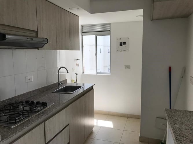 Apartamento de 2 alcobas en venta en Cr. Los Naranjos, Jamundí, 62 m² · foto 14 de 24