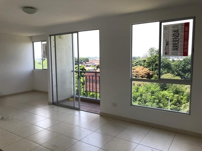 Apartamento de 2 alcobas en venta en Cr. Los Naranjos, Jamundí, 62 m² · foto 19 de 24