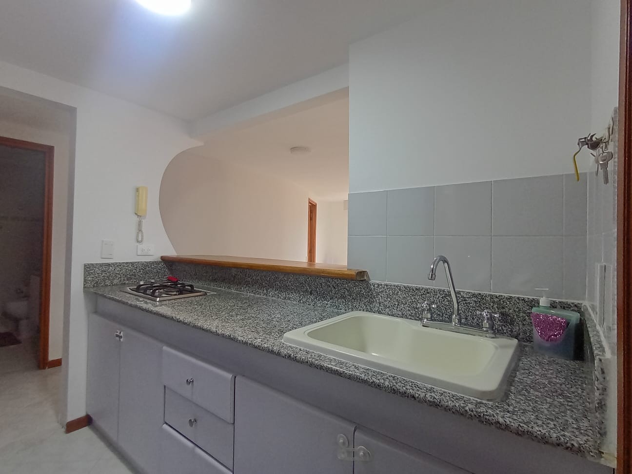 Apartamento en arriendo en Laureles, Medellín · foto 8 de 19