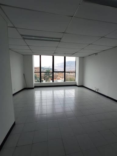 Oficina en arriendo en Lorena, Medellín, 45 m² · foto 6 de 17