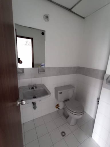 Oficina en arriendo en Lorena, Medellín, 45 m² · foto 10 de 17