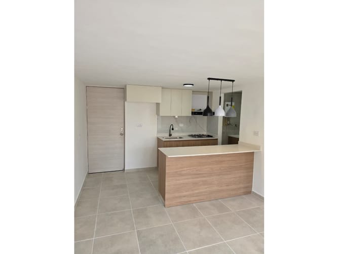 Apartamento de 2 alcobas en venta en El Trapiche, Bello, 55 m² · foto 2 de 9