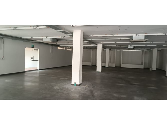 Bodega en arriendo en Salomia, Cali, 477 m² · foto 12 de 18