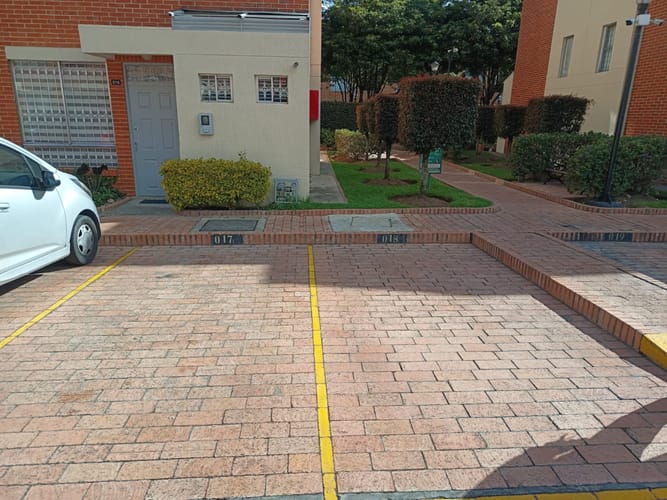 Casa de 3 alcobas en venta en El Pinar, Bogotá, 86 m² · foto 14 de 17