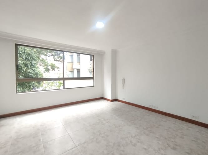 Apartamento de 3 alcobas en arriendo en El Poblado, Medellín, 188 m² · foto 19 de 20